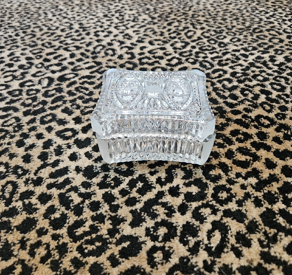 Elegant Crystal Decorative Box